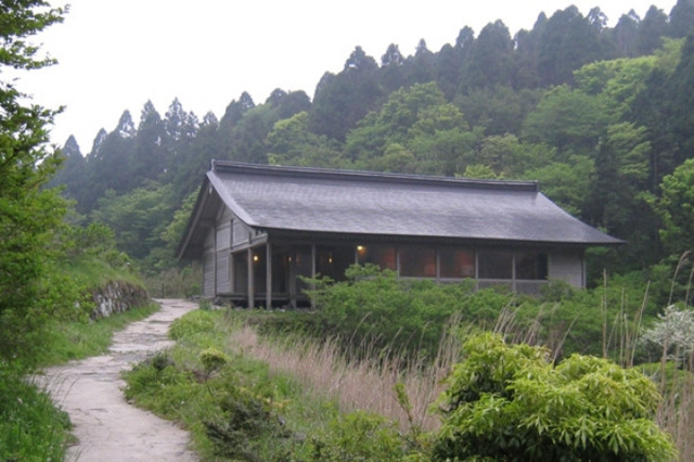 石仏群（元箱根石仏群）